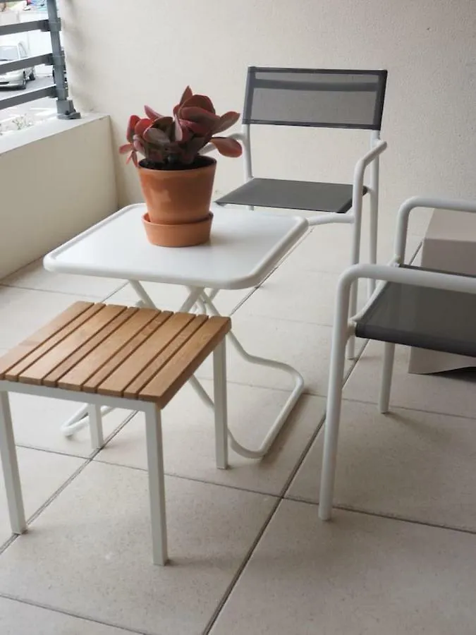 Apartament La Londe La Mer : Appartement Proche Plages & Vue Superbe Sur Les Iles D'Or