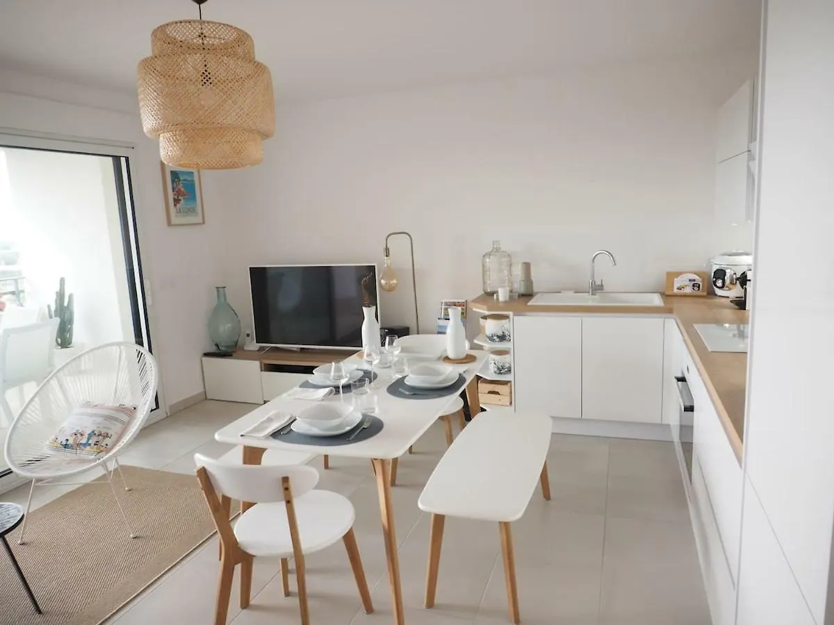 La Londe La Mer : appartement proche plages&vue superbe sur les îles d'or